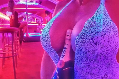 Neon Club